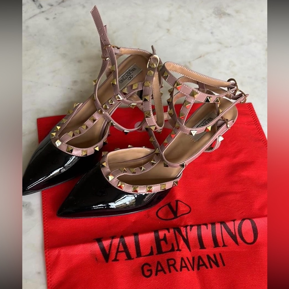 Valentino Garavani Black and Pink Patent Heels Size 43 - 10 Women